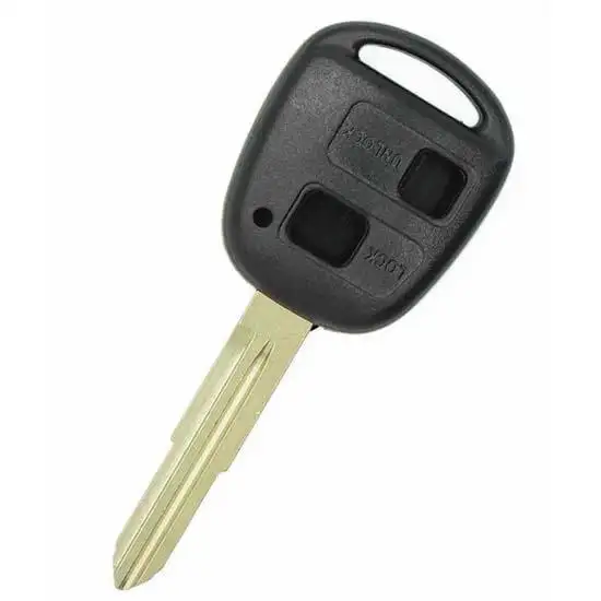 COQUE TOYOTA 2 BOUTONS LAME CRANTEE