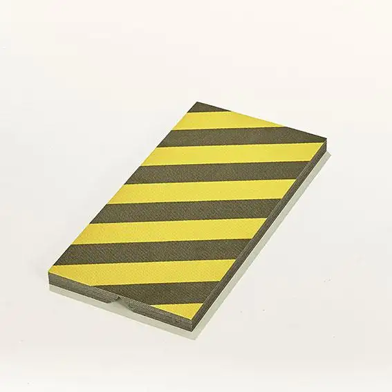 MOUSSE DE PROTECTION 50X25CM