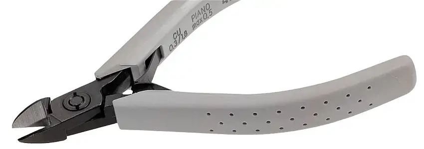 FACOM - Pinces coupantes Micro-Tech® "trapues" : polyvalence - 405.10RMT