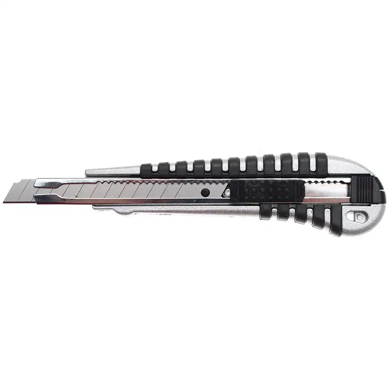 Cutter à lames - Largeur de lame 09mm - BGS
