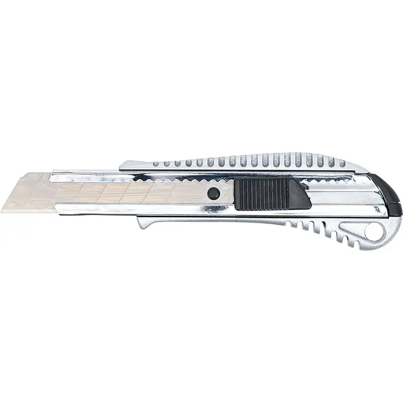 Cutter à lames - Largeur de lame 18mm - BGS